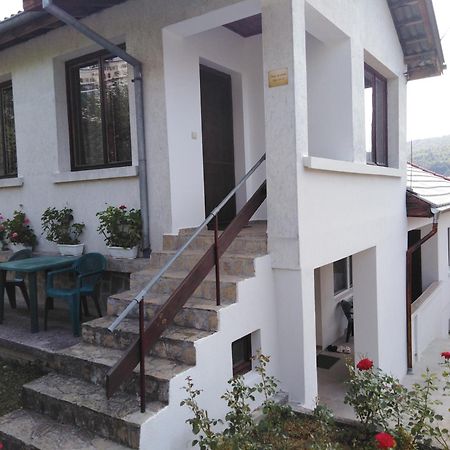 Къща Рачеви Tryavna Exterior photo